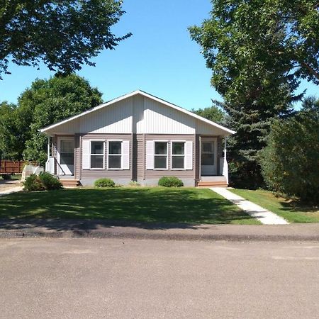 Campbell'S Accommodations Gull Lake 外观 照片